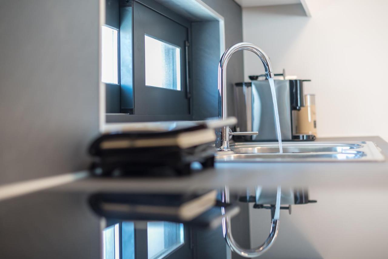 Newly Renovated Apt In The Heart Of Kerameikos Ateny Zewnętrze zdjęcie